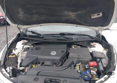 2015 Nissan Altima 2.5 S из США, поврежденный, VIN 1N4AL3AP7FC252480